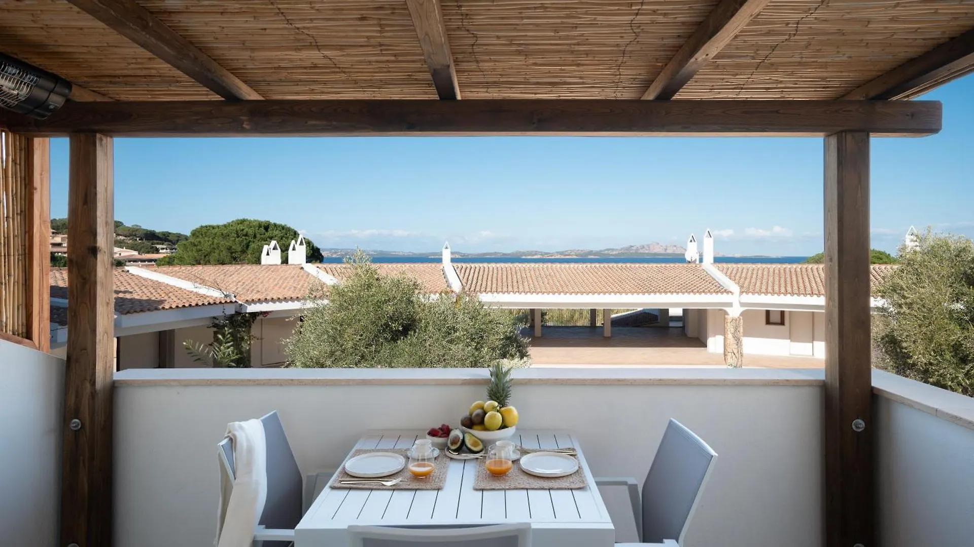 Appartamento Domo De Oro Baja Sardinia Italië